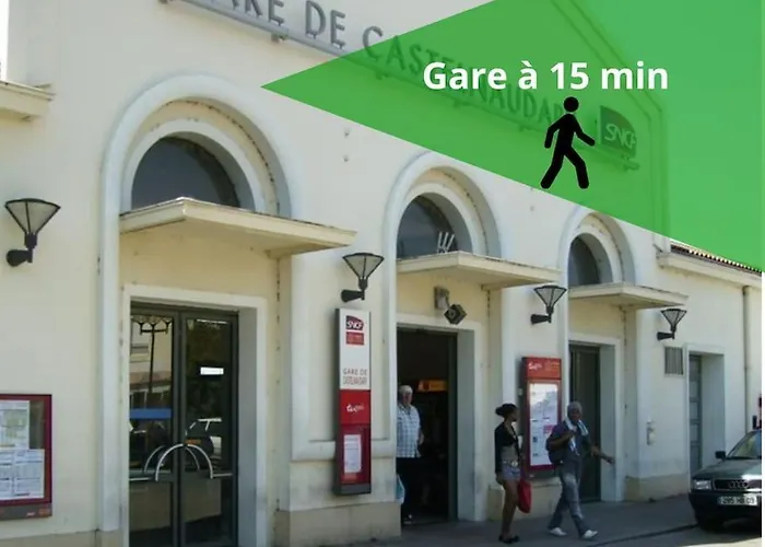 Апартаменты Le Bouda Avec Un Balcon Vue Sur La Republique Кастельнодари